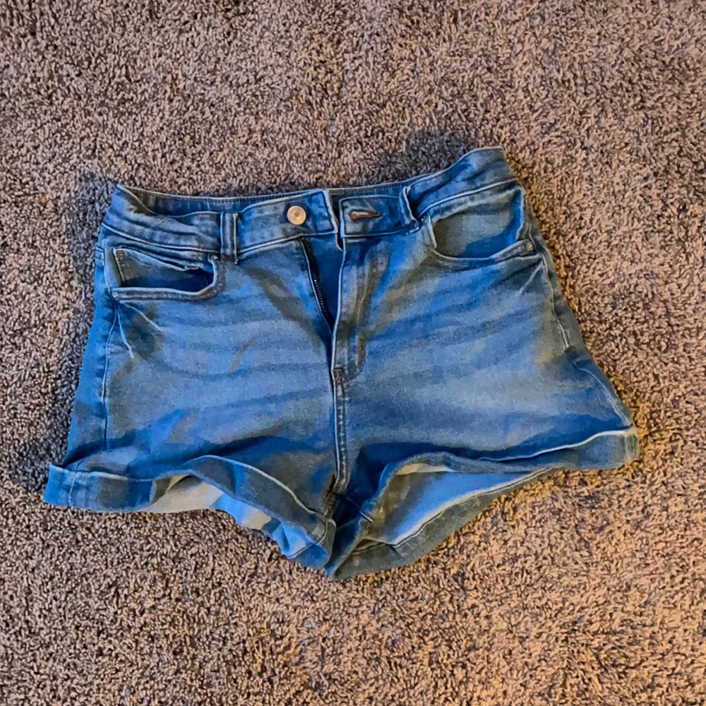American Eagle Mom Short